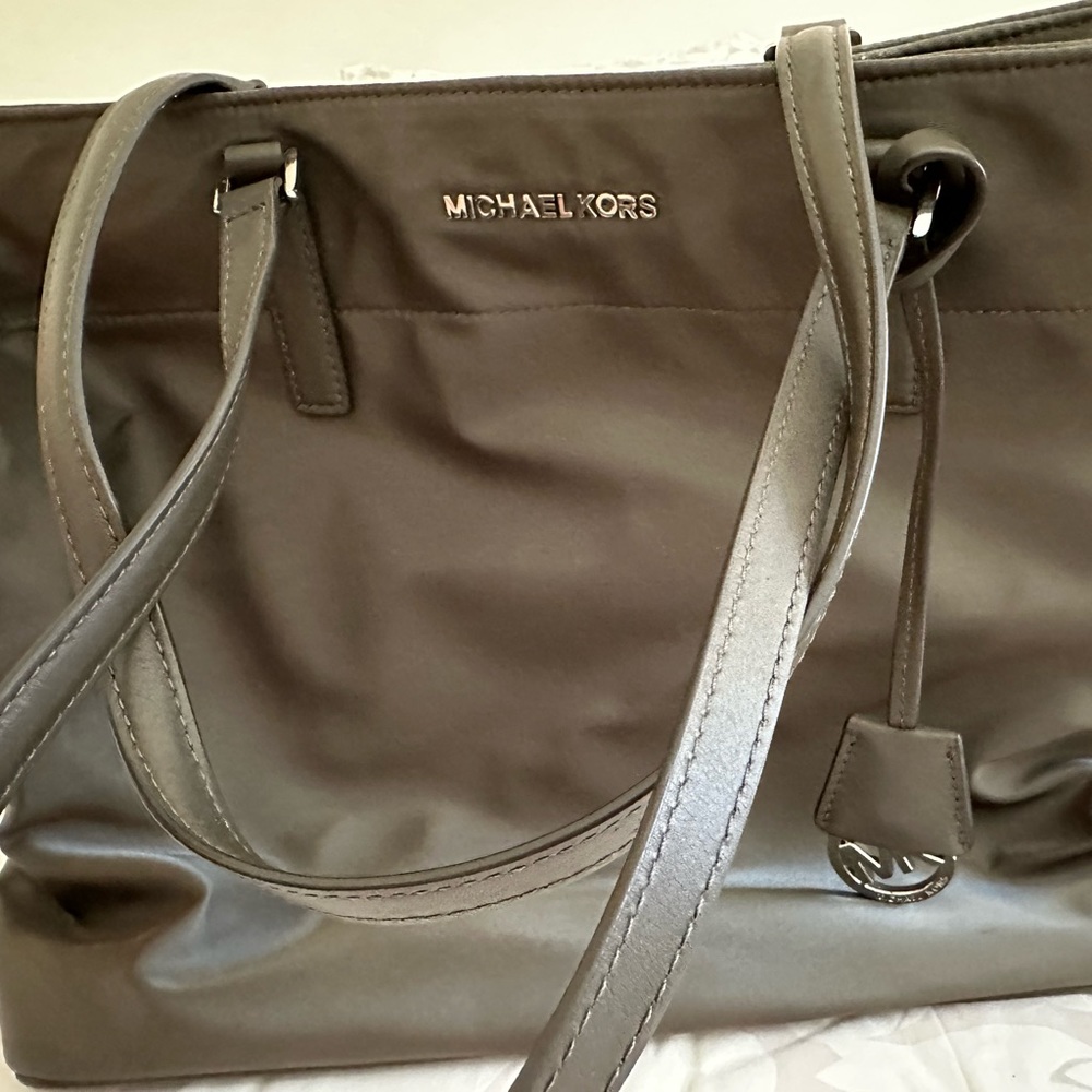 Michael Kors Tote Bag.